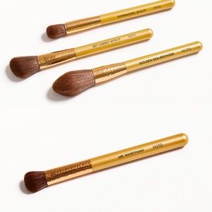 MOTD cosmetics Gold Goddess face brush set